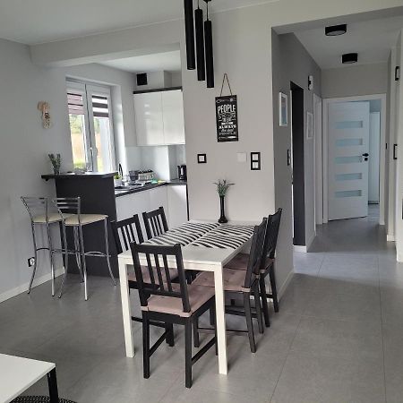 Апартаменти Apartament Wiktoria Устрики-Долішні Екстер'єр фото